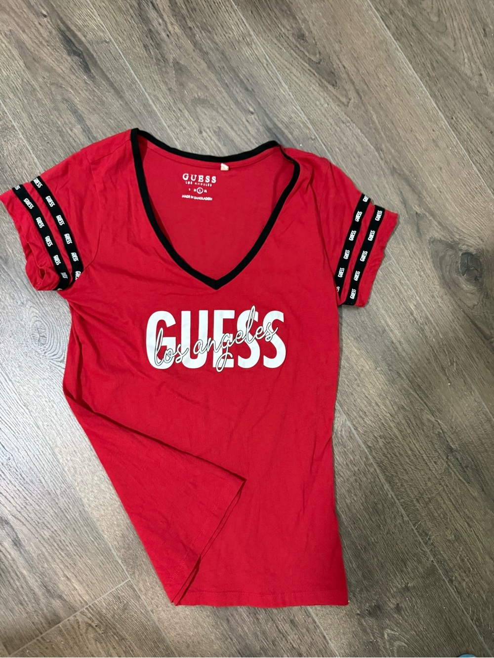 Ladies GUESS Los Angeles Red V-Neck Logo Tee